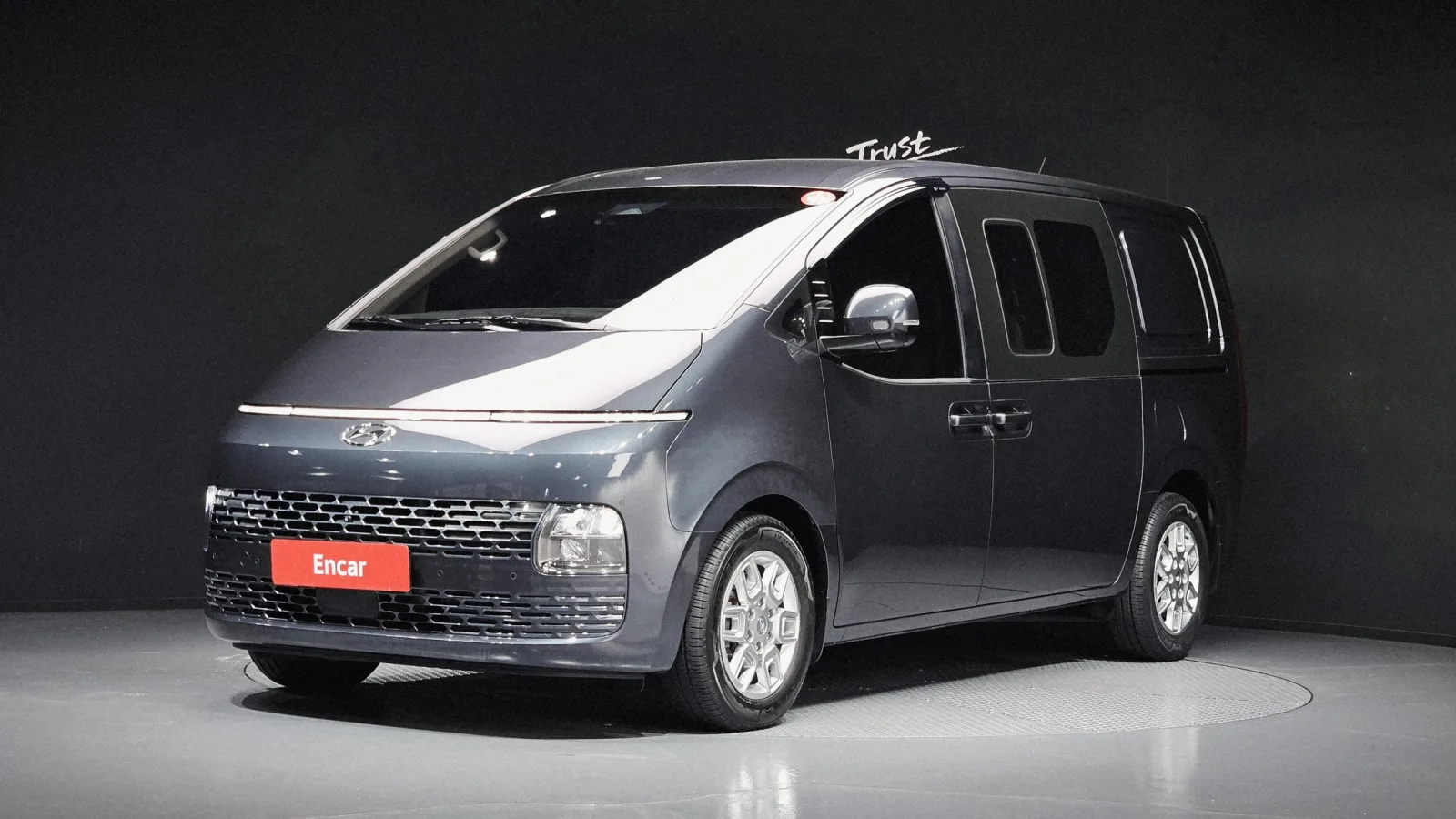 2022 Hyundai Staria
