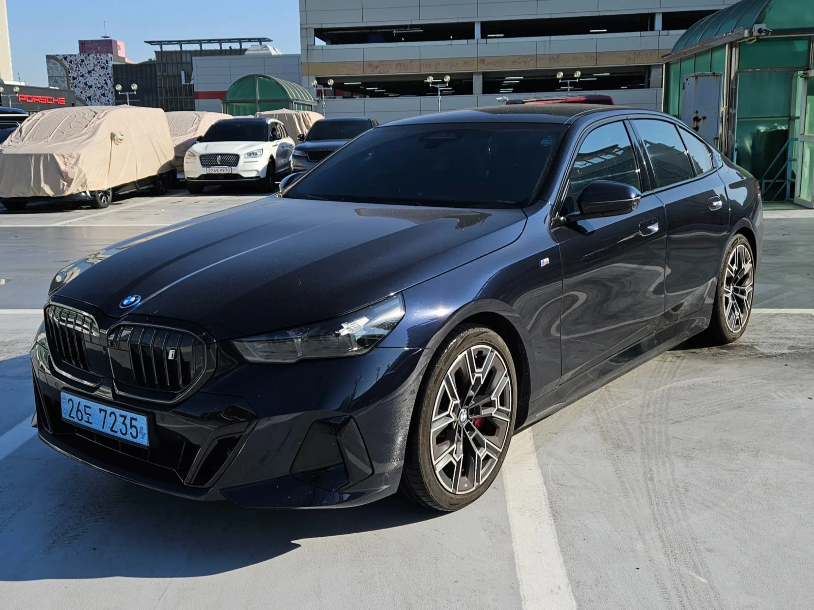 2025 BMW i5