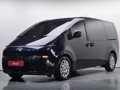 2022 Hyundai Staria