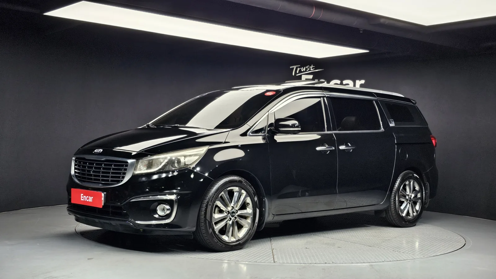 2015 Kia Carnival