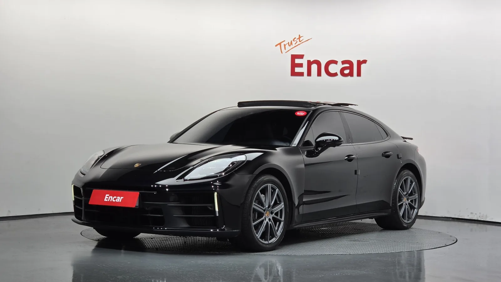 2025 Porsche Panamera