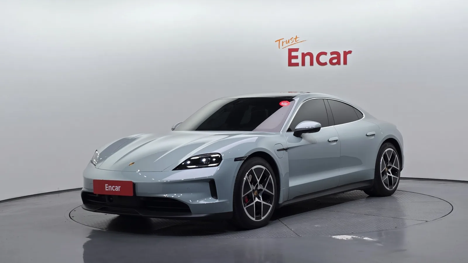 2025 Porsche Taycan
