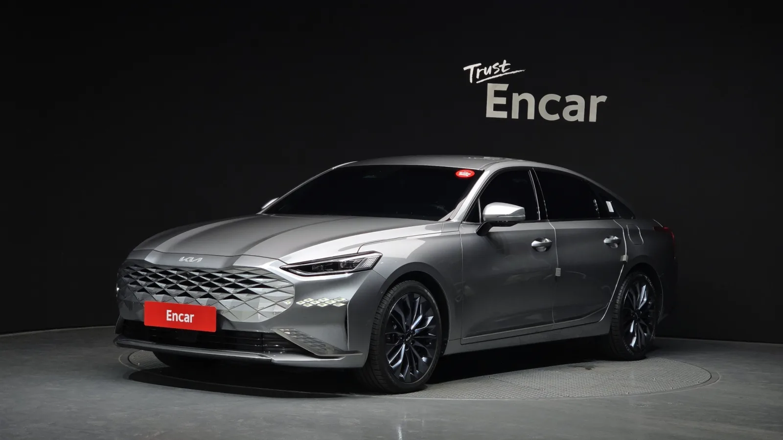 2023 Kia K8