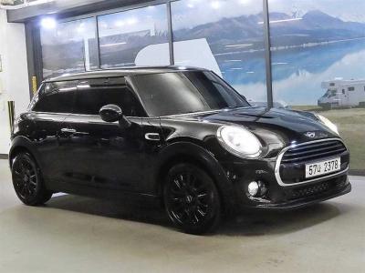 2018 MINI Cooper