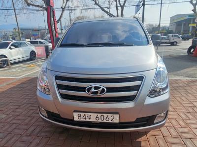 2018 Hyundai Starex
