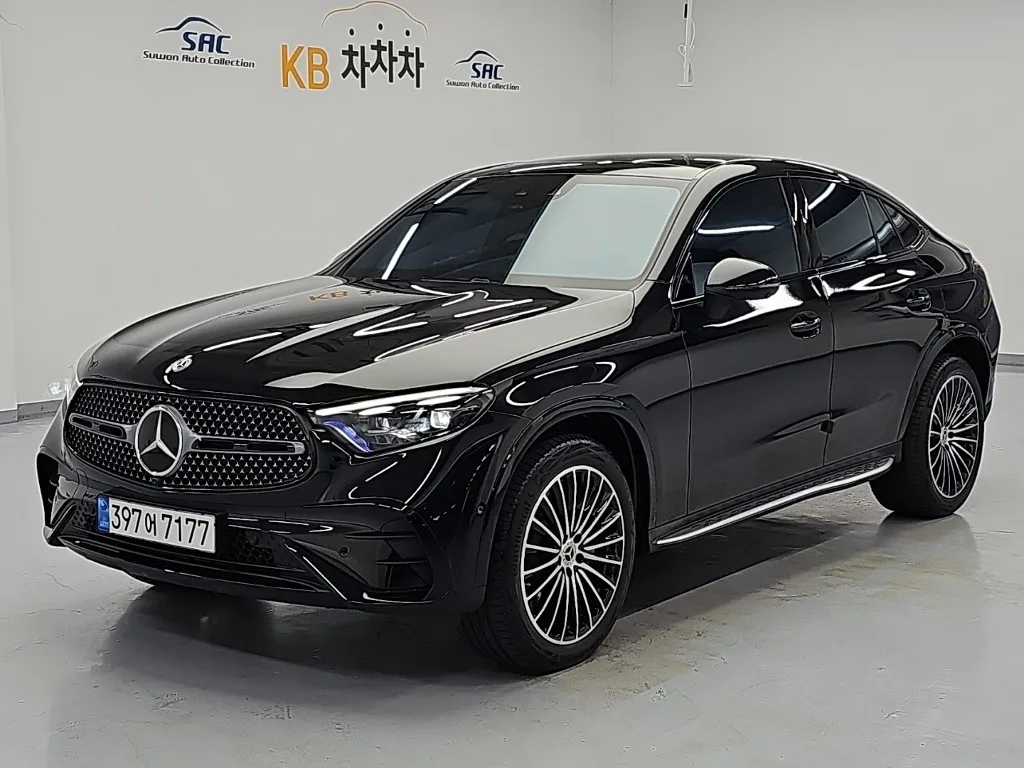 2025 Mercedes-Benz GLC-Class