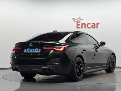 2022 BMW i4