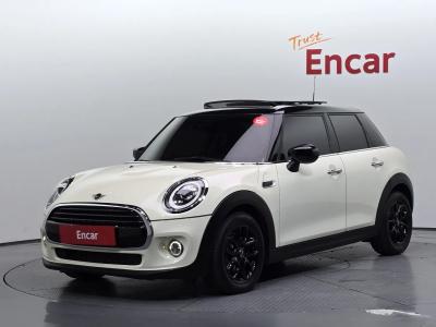 2021 MINI Cooper