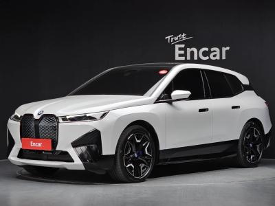 2023 BMW iX
