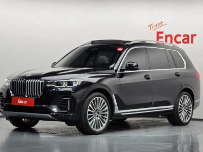 2022 BMW X7