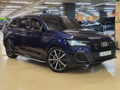 2021 Audi Q7