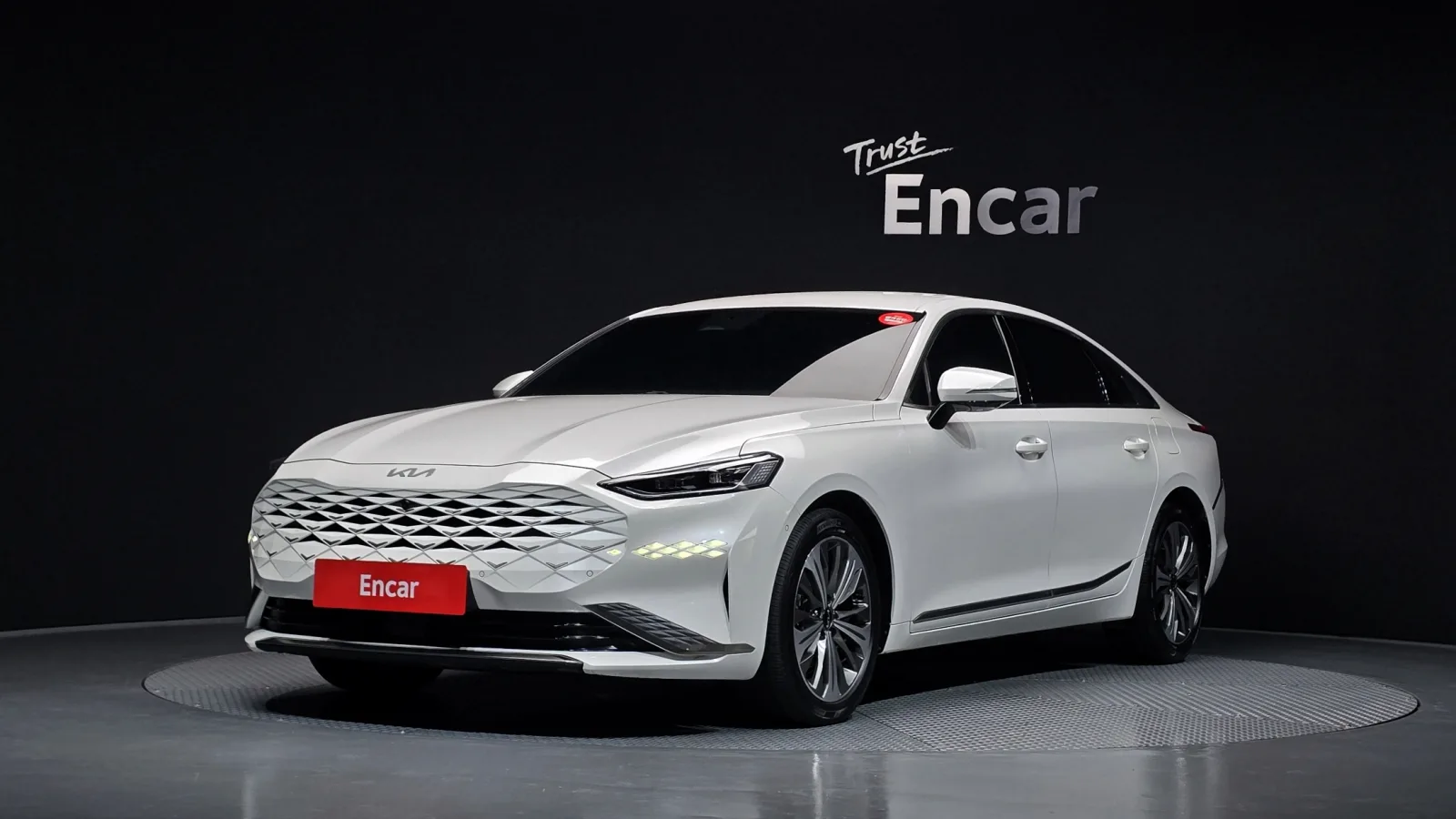 2023 Kia K8