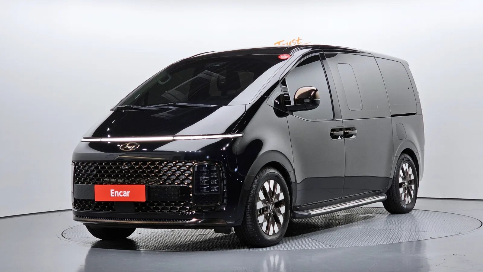 2022 Hyundai Staria