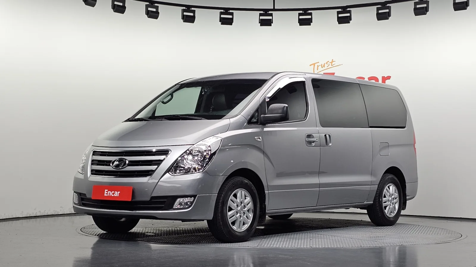 2017 Hyundai Starex