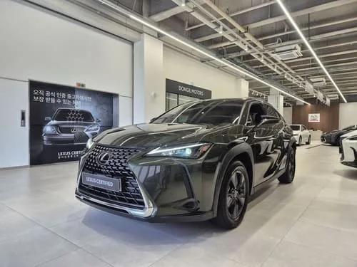 2026 Lexus UX