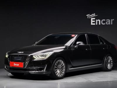 2018 Genesis EQ900