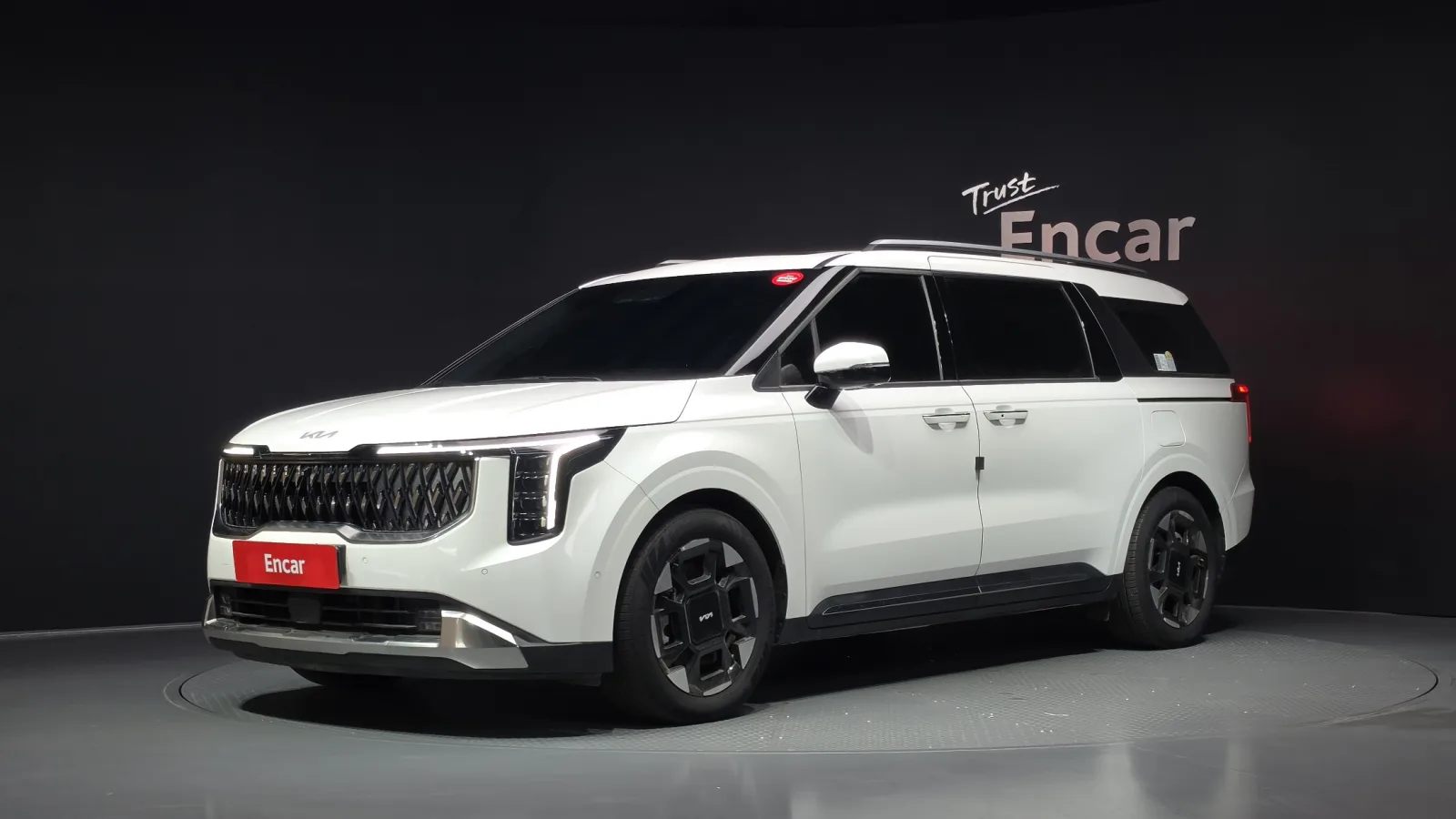 2025 Kia Carnival