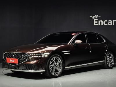 2022 Genesis G90