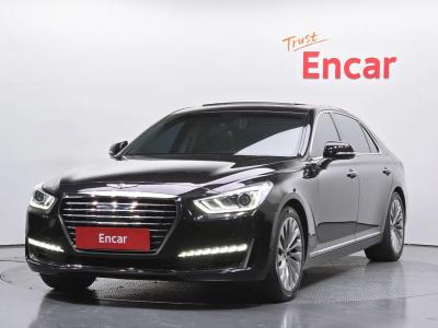 2018 Genesis EQ900