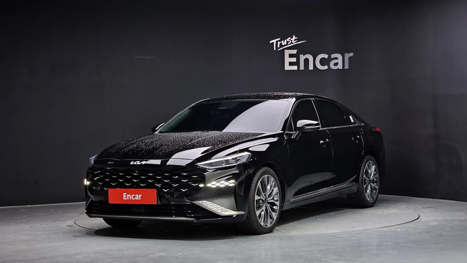 2022 Kia K8