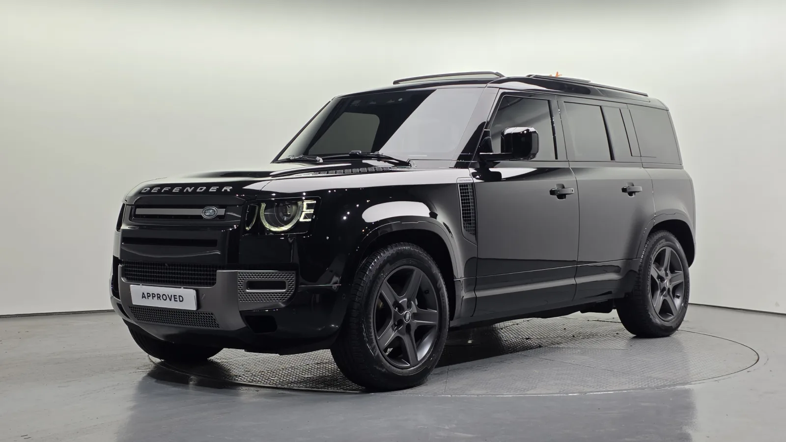 2025 Land Rover Defender