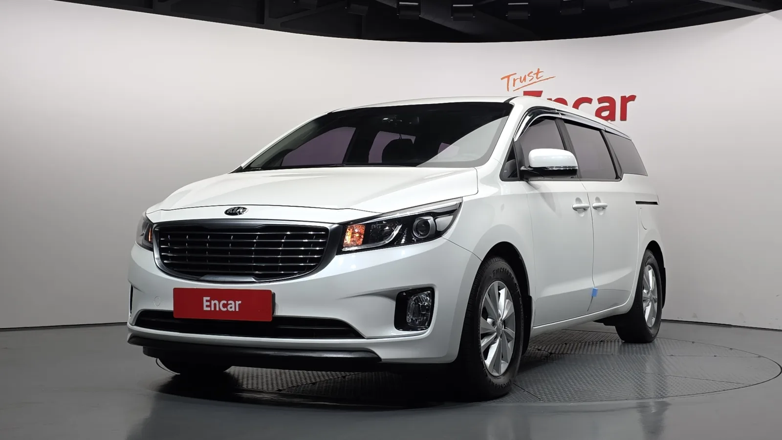 2016 Kia Carnival