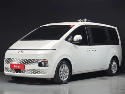 2023 Hyundai Staria