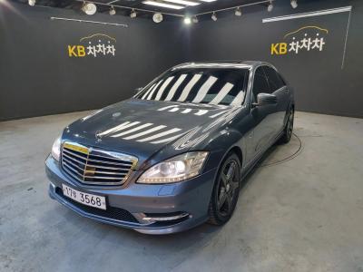 2011 Mercedes-Benz S-Class