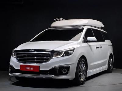 2015 Kia Carnival