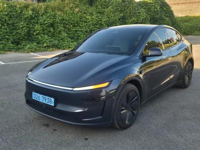 2026 Tesla Model Y