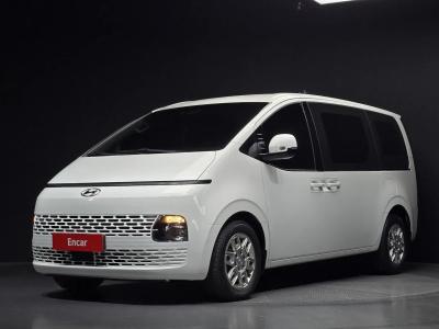 2023 Hyundai Staria