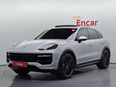 2025 Porsche Cayenne