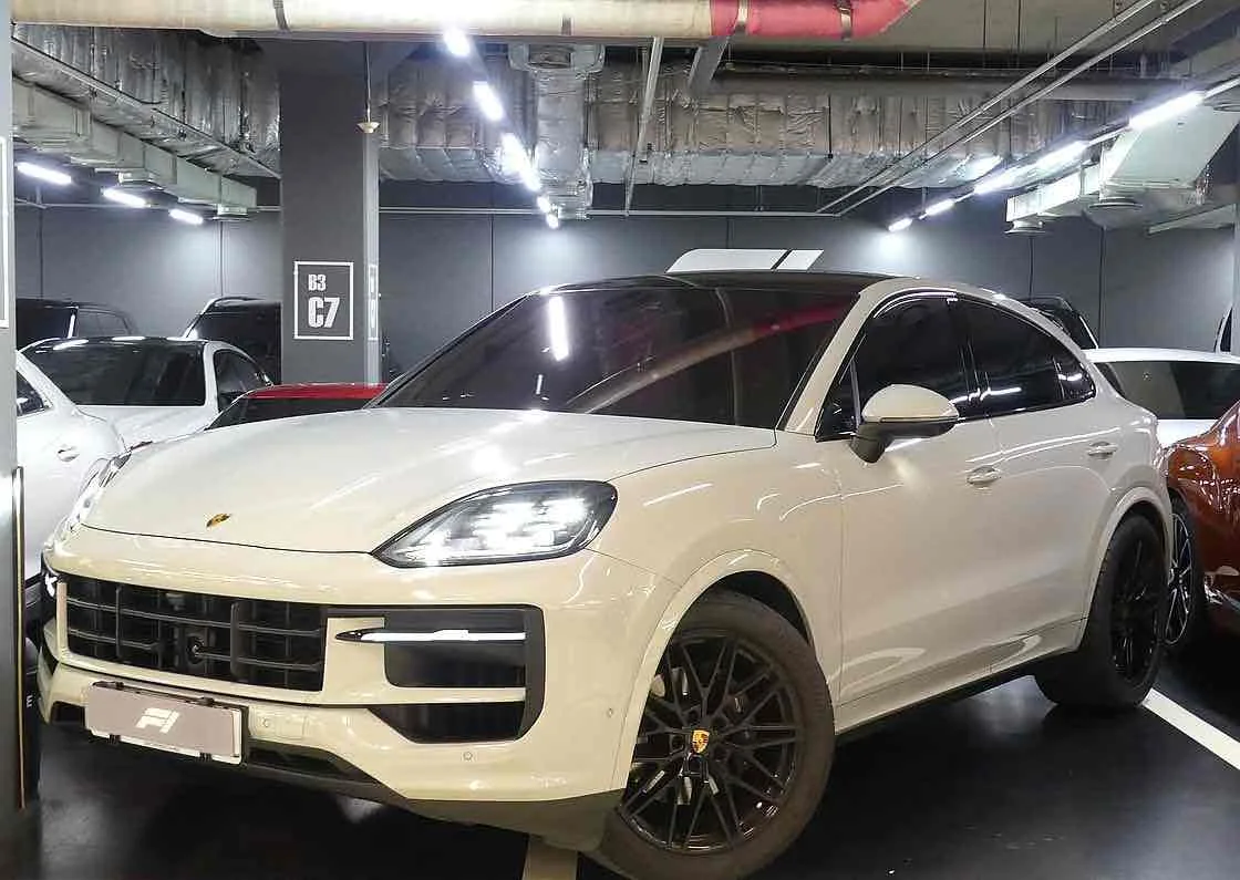 2024 Porsche Cayenne