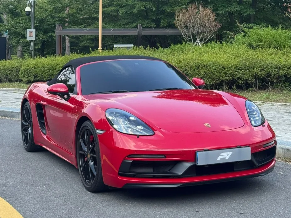 2019 Porsche 718