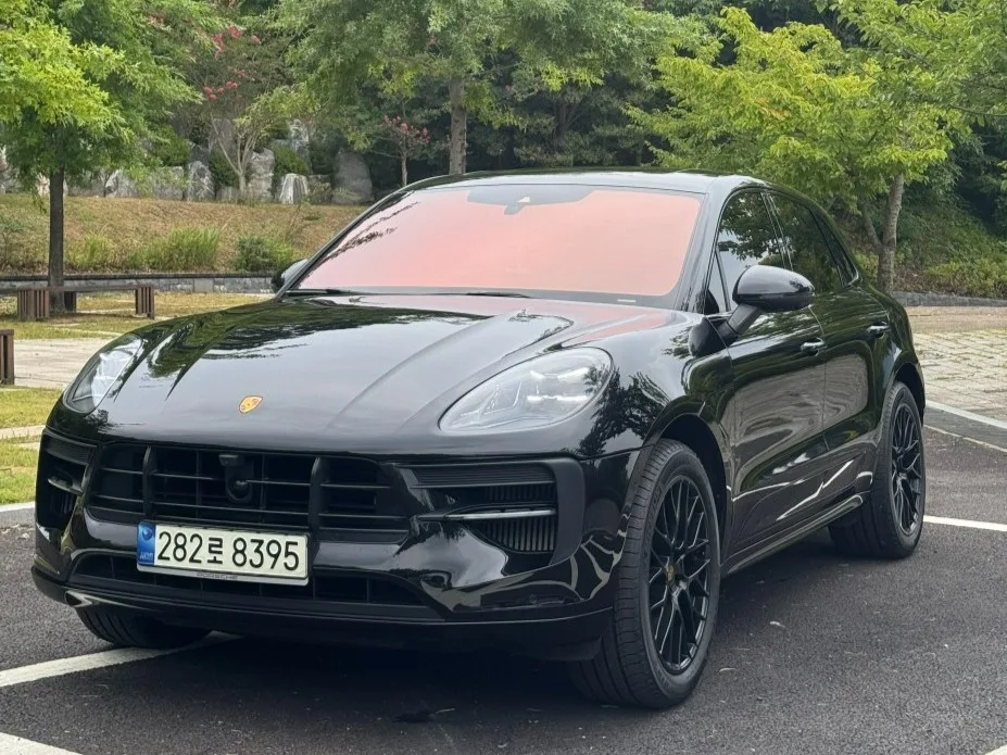 2021 Porsche Macan