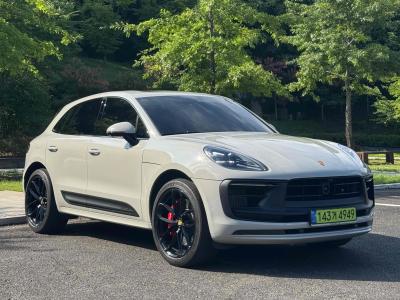 2023 Porsche Macan
