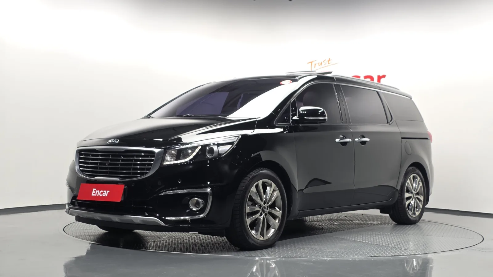 2015 Kia Carnival