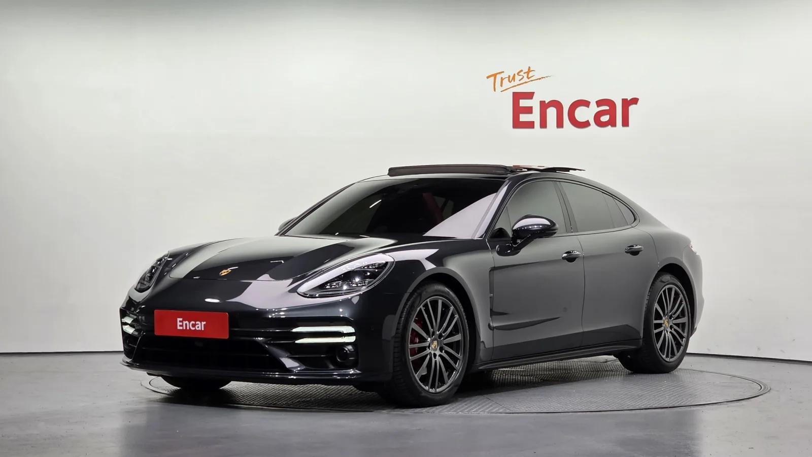 2018 Porsche Panamera