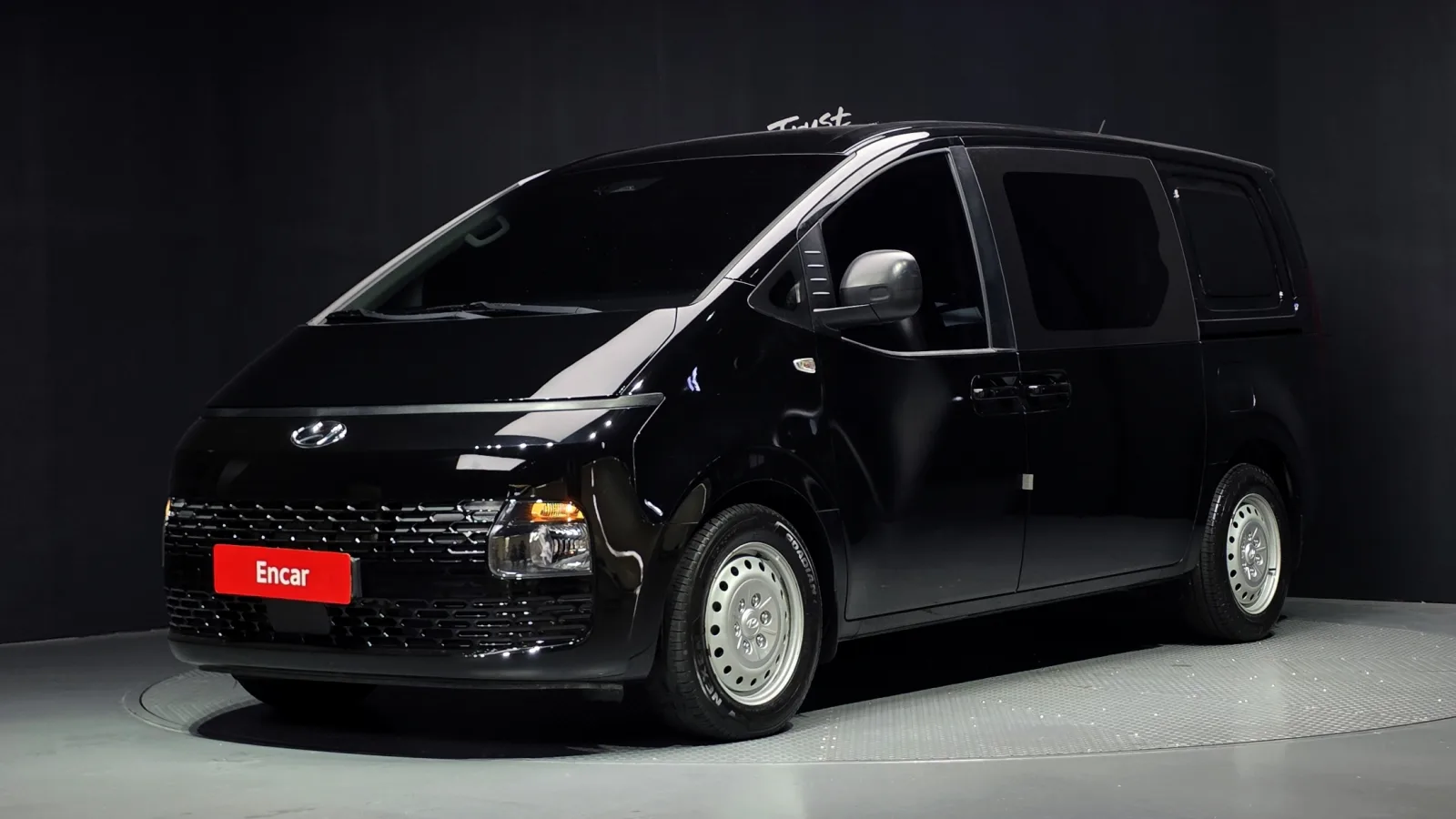 2022 Hyundai Staria
