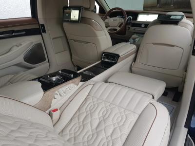 2021 Genesis G90