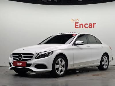 2016 Mercedes-Benz C-Class