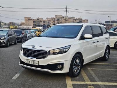 2015 Kia Carnival