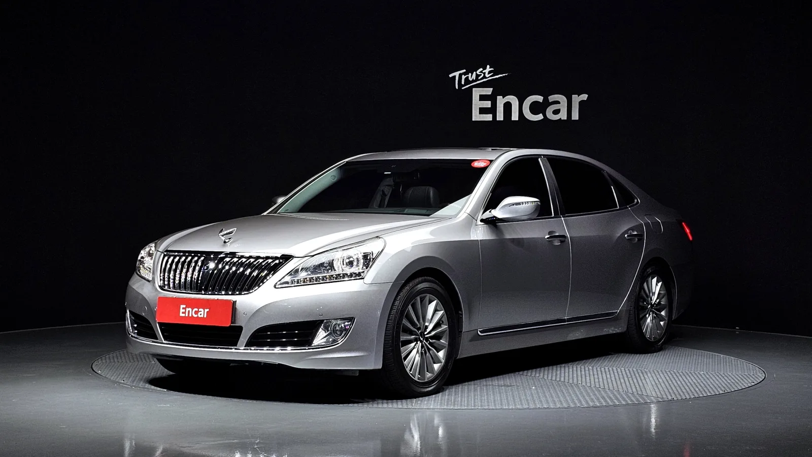 2013 Hyundai Equus