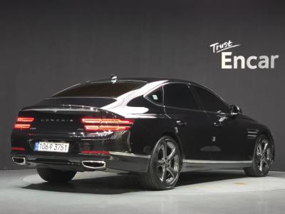 2022 Genesis G80