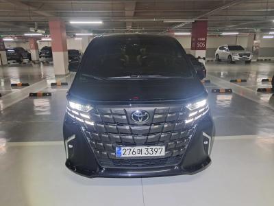 2025 Toyota Alphard