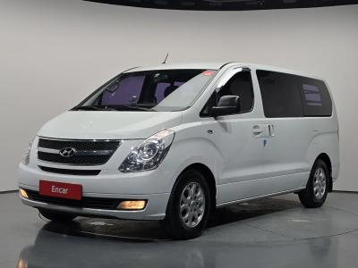 2016 Hyundai Starex
