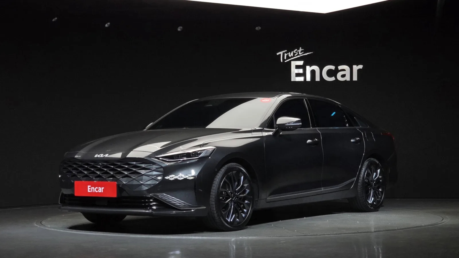2023 Kia K8