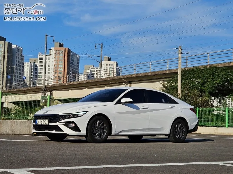 2024 Hyundai Elantra