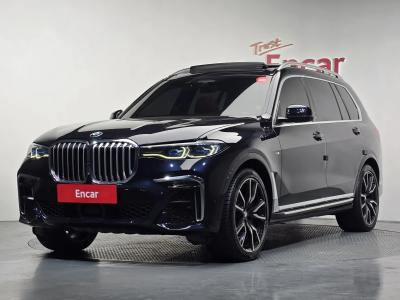 2022 BMW X7