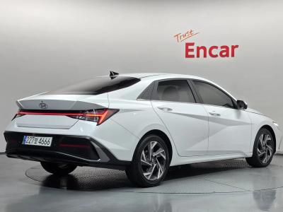 2024 Hyundai Elantra